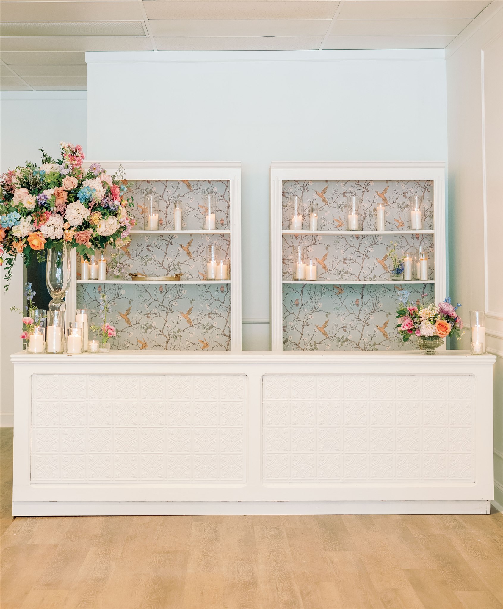 Classic white mobile bar
